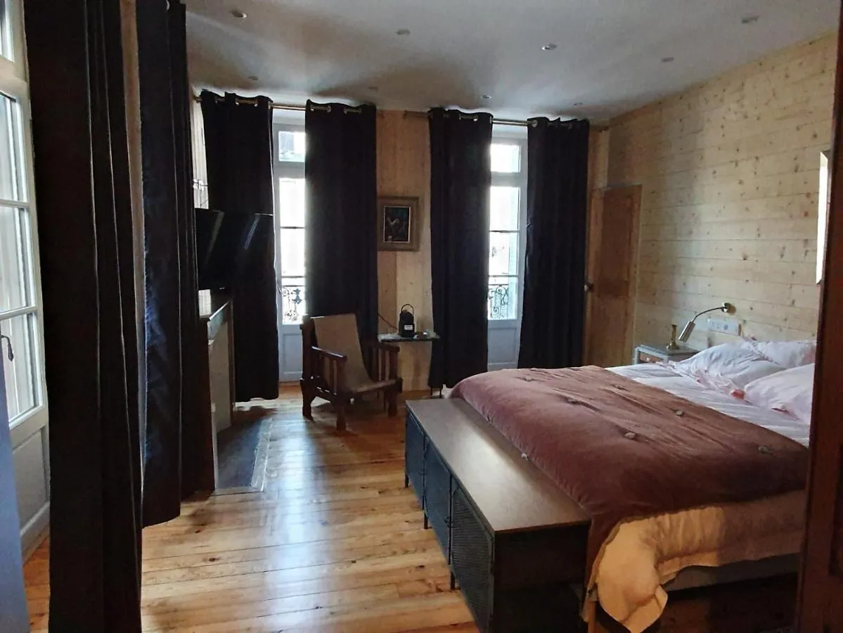 Le 41 Avenue Foch Hotel Bagnères-de-Luchon 0*,  Frankrijk