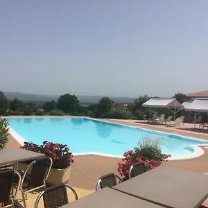 Hotel Restaurant - Le Vieux Pigeonnier, Loubressac
