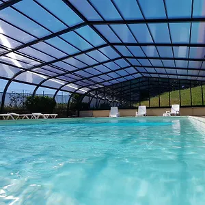 https://vivacamp-la-grappe-fleurie.hotels-rhonealpes.com