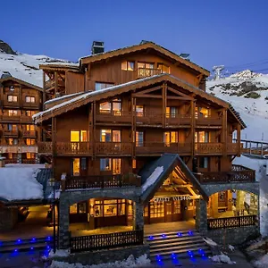 chalet-val-2400.hotels-rhonealpes.com/