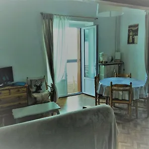 Le Pardeilhan Appt Chaleureux, Lumineux Avec Terrasse Et Parking En Coeur De Apartamento